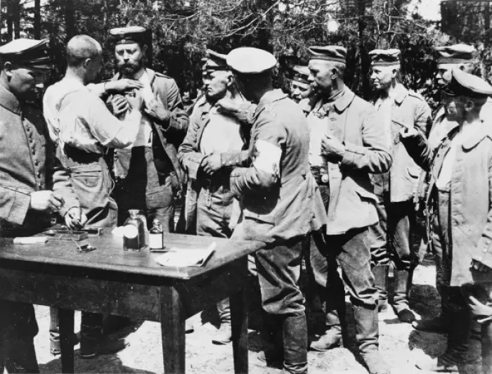 Framed Print : German troops vaccinated Framed Print : German troops vaccinated
