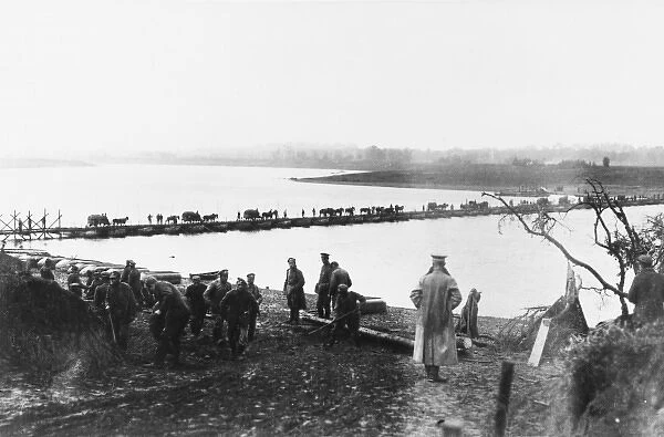 Germans cross Vistula 1914 - 1915