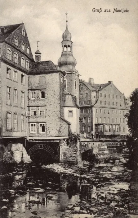 Framed Print : Germany - Monschau - Eifel Region - River Rur - Town Centre Framed Print : Germany - Monschau - Eifel Region - River Rur - Town Centre