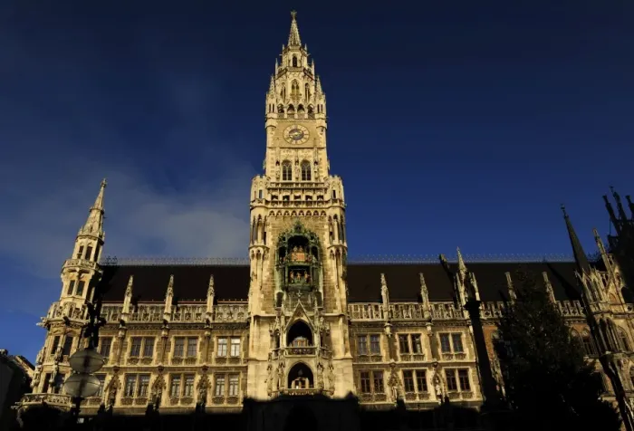 Framed Print : Germany. Munich. The New Town Hall. Marienplatz Framed Print : Germany. Munich. The New Town Hall. Marienplatz