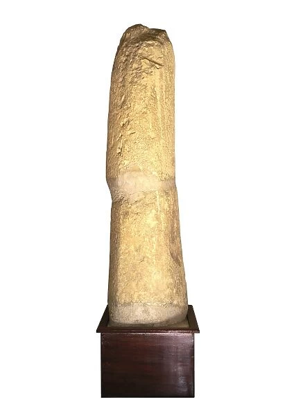 Ggantija phallic stone. Bronze Age. Sculpture
