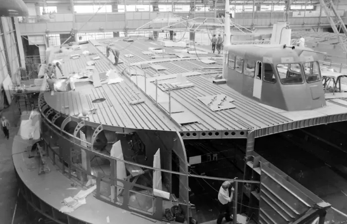 Framed Print : Giant hovercraft under construction, Isle of Wight Framed Print : Giant hovercraft under construction, Isle of Wight