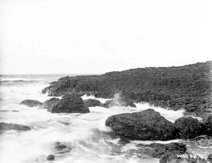 Framed Print : The Giants Causeway Framed Print : The Giants Causeway