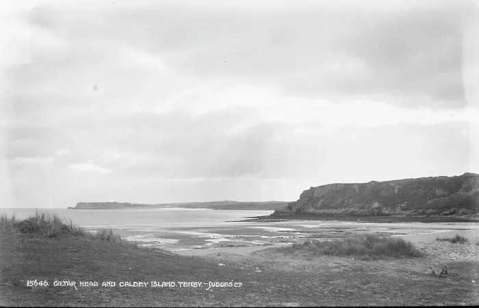 Framed Print : Giltar Head and Caldey Island Framed Print : Giltar Head and Caldey Island