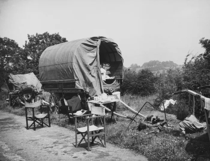 Framed Print : Gipsy Caravans 1940S Framed Print : Gipsy Caravans 1940S
