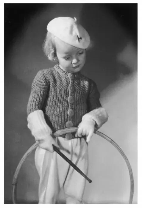 Framed Print : Girl with Gloves & Hoop Framed Print : Girl with Gloves & Hoop