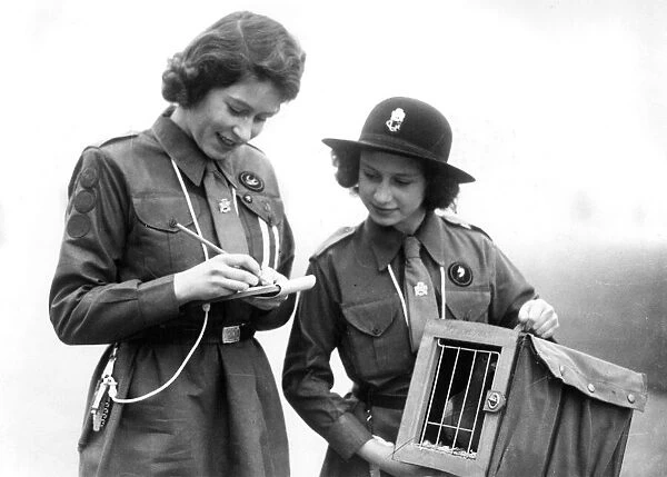 Girl Guides: Princesses Elizabeth and Margaret send courier