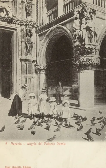 Framed Print : Girls feeding the pigeons close to St. Marks Basilica Framed Print : Girls feeding the pigeons close to St. Marks Basilica