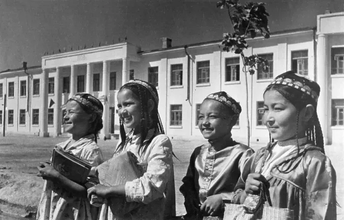 Framed Print : Girls at Uzbek middle school Framed Print : Girls at Uzbek middle school