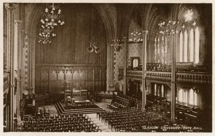 Framed Print : Glasgow, Scotland - University of Glasgow - Bute Hall Framed Print : Glasgow, Scotland - University of Glasgow - Bute Hall