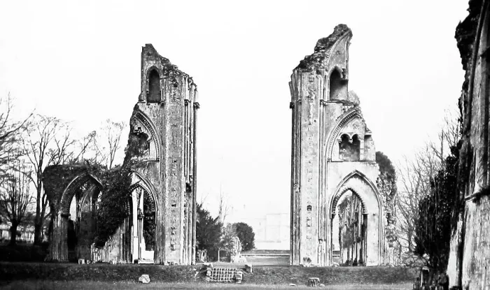 Framed Print : Glastonbury Abbey Framed Print : Glastonbury Abbey