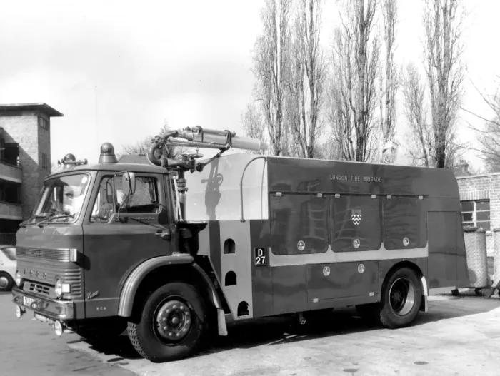 Framed Print : GLC-LFB appliance fleet - foam tender Framed Print : GLC-LFB appliance fleet - foam tender