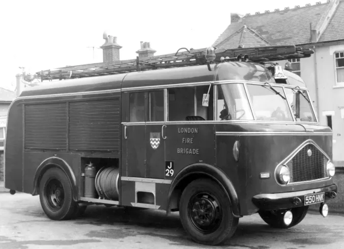 Framed Print : GLC-LFB - Former County Brigade pump fire engine Framed Print : GLC-LFB - Former County Brigade pump fire engine