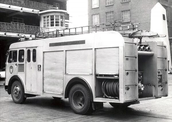 GLC-LFB - Former Croydon Brigade pump fire engine