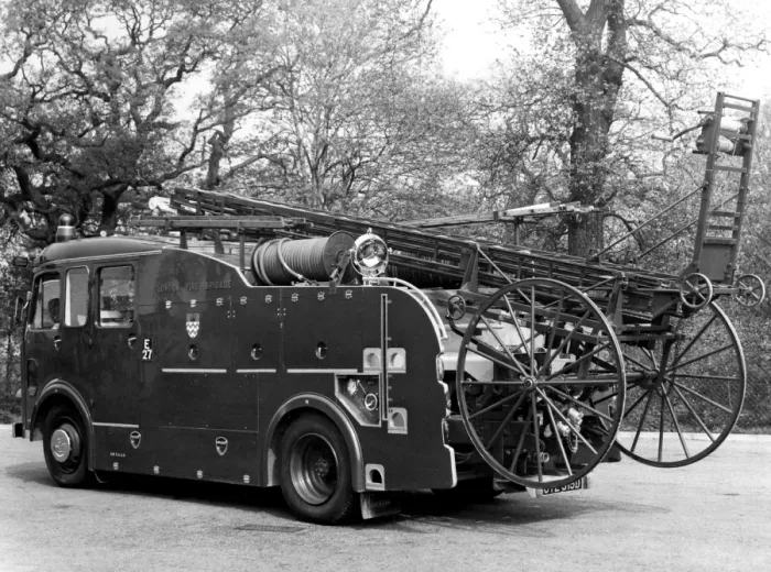 Framed Print : GLC-LFB - Dual purpose pump-escape fire engine