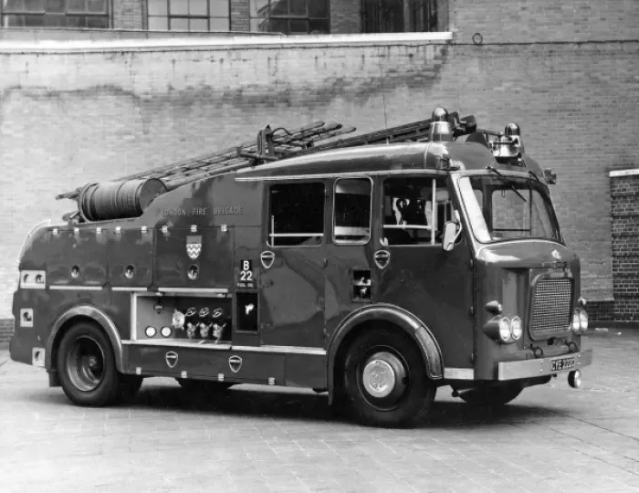Framed Print : GLC-LFB - Dual purpose pump fire engine Framed Print : GLC-LFB - Dual purpose pump fire engine