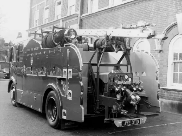 Framed Print : GLC-LFB - Dual purpose pump fire engine Framed Print : GLC-LFB - Dual purpose pump fire engine