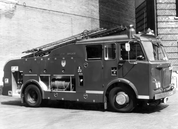 Framed Print : GLC-LFB - Dual purpose pump fire engine Framed Print : GLC-LFB - Dual purpose pump fire engine