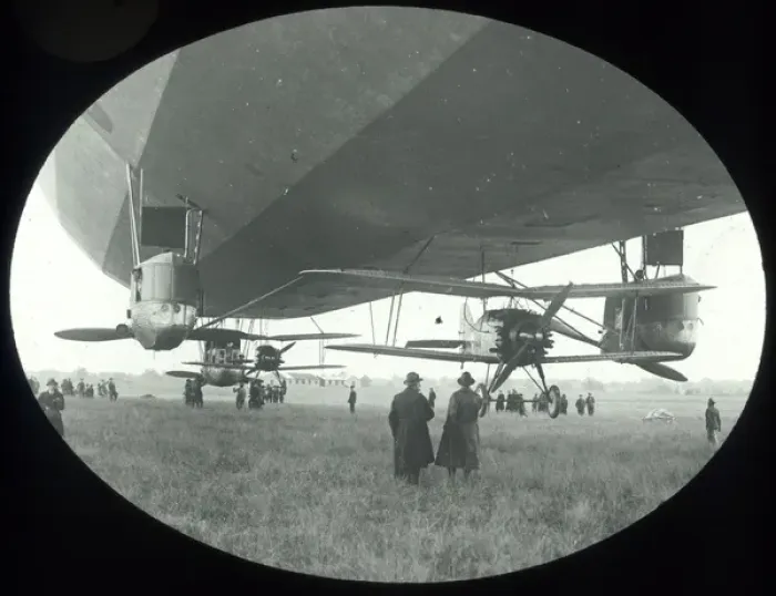 Framed Print : Gloster Grebes J7400 and J7385 attached beneath airship Framed Print : Gloster Grebes J7400 and J7385 attached beneath airship
