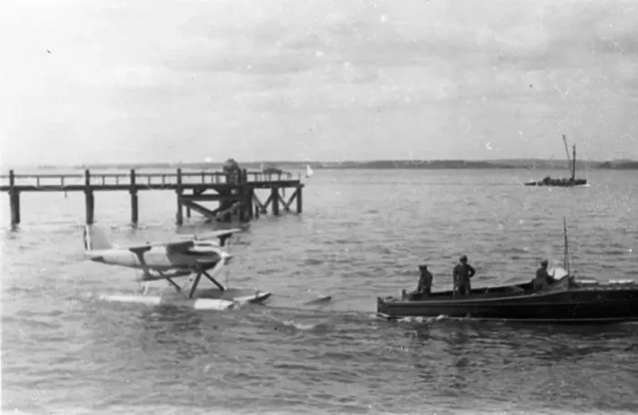 Framed Print : Gloster IVB N223 at Calshot prior to Venice in 1927 Framed Print : Gloster IVB N223 at Calshot prior to Venice in 1927