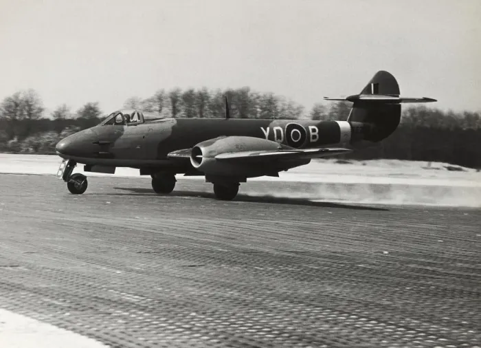 Framed Print : Gloster Meteor Framed Print : Gloster Meteor