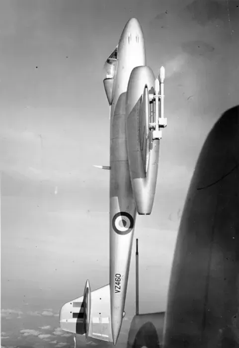 Framed Print : Gloster Meteor F8 VZ460 Framed Print : Gloster Meteor F8 VZ460