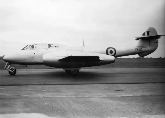 Framed Print : Gloster Meteor T7 VW417 Framed Print : Gloster Meteor T7 VW417