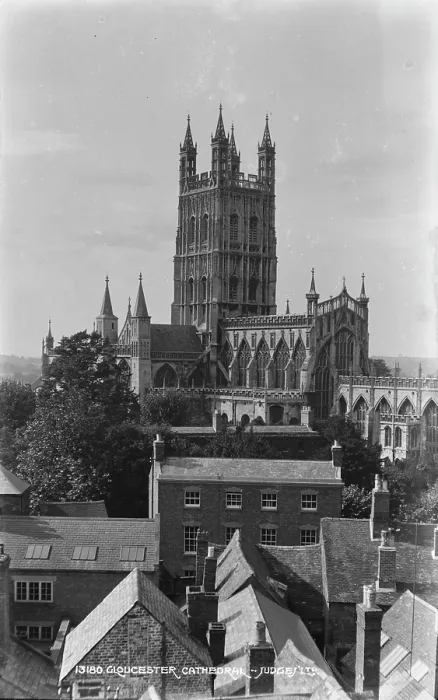 Framed Print : Gloucester Cathedral Framed Print : Gloucester Cathedral