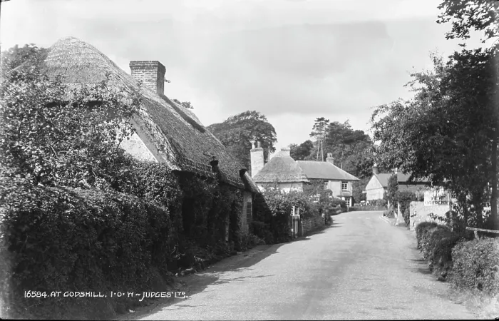 Framed Print : At Godshill Framed Print : At Godshill