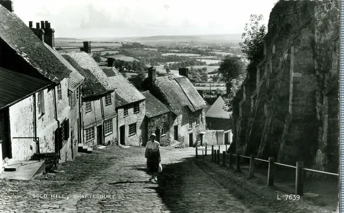 Framed Print : Gold Hill, Shaftesbury, Dorset Framed Print : Gold Hill, Shaftesbury, Dorset