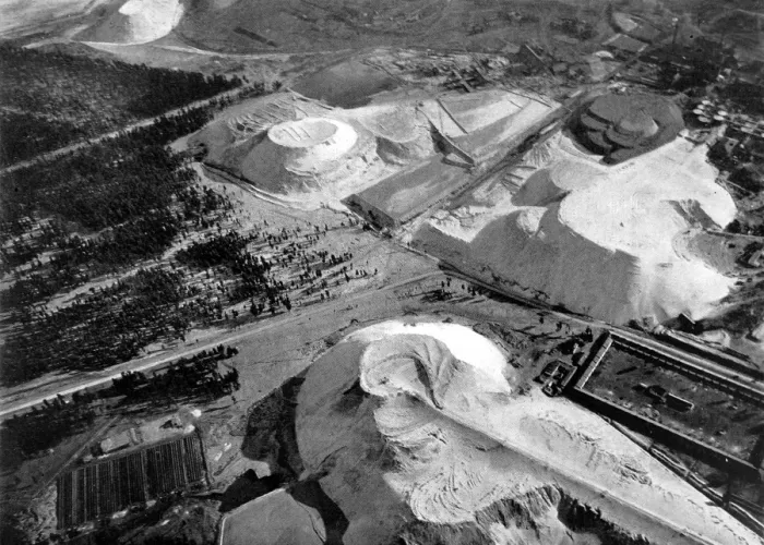 Framed Print : Gold mining at Johannesburg Framed Print : Gold mining at Johannesburg