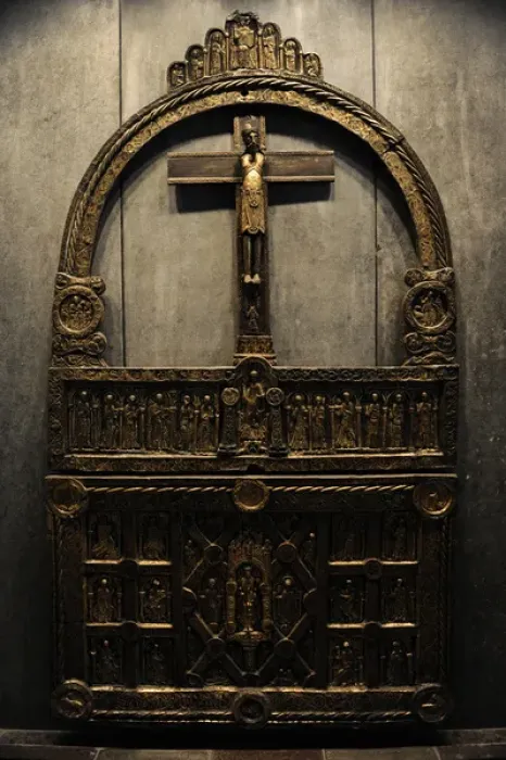 Framed Print : Golden altar from Lisbjerg Chruch, near Arhus. 1135-40. Nati Framed Print : Golden altar from Lisbjerg Chruch, near Arhus. 1135-40. Nati