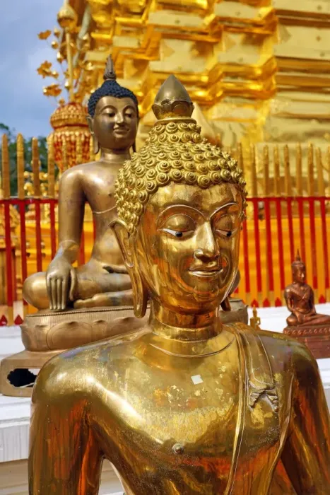 Framed Print : Golden Buddha, Wat Prathat Doi Suthep temple, Chiang Mai Framed Print : Golden Buddha, Wat Prathat Doi Suthep temple, Chiang Mai