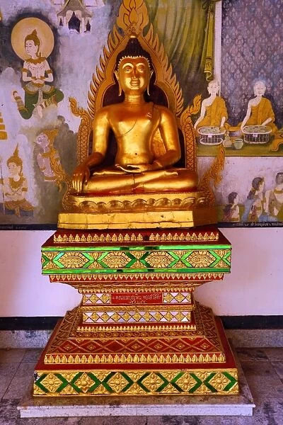 Golden Buddha, Wat Prathat Doi Suthep temple, Chiang Mai