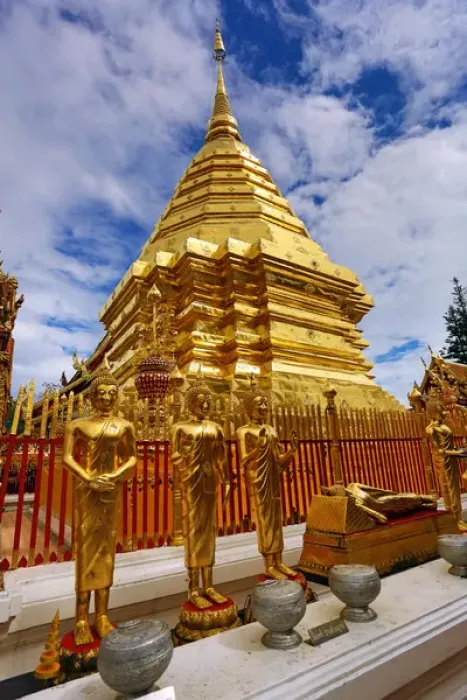 Framed Print : Golden Chedi, Wat Prathat Doi Suthep temple, Chiang Mai