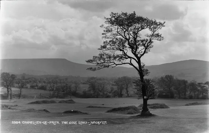 Framed Print : The Golf Links at Chapel-en-le-Frith Framed Print : The Golf Links at Chapel-en-le-Frith