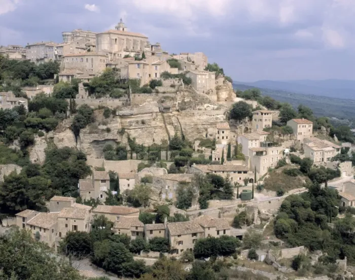 Framed Print : Gordes. An outstandingly beautiful town that follows the intricate shape of the hill Framed Print : Gordes. An outstandingly beautiful town that follows the intricate shape of the hill