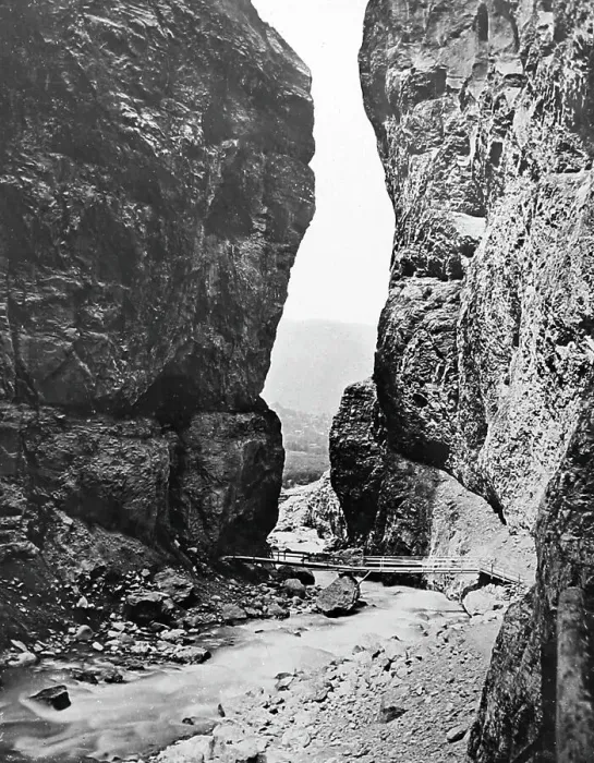 Framed Print : Gorge of the Lutschine River, Grindelwald, Switzerland Framed Print : Gorge of the Lutschine River, Grindelwald, Switzerland