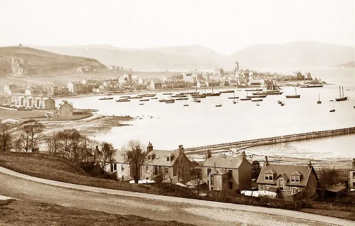 Framed Print : Gourock, Scotland Framed Print : Gourock, Scotland