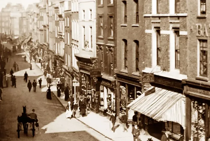 Framed Print : Grafton Street, Dublin, Ireland Framed Print : Grafton Street, Dublin, Ireland