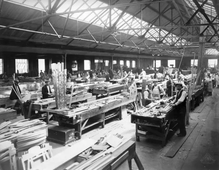Framed Print : Grahame-White Aviation Co Ltd factory at Hendon in 1918