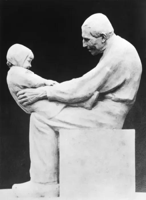 Framed Print : GRAND DADDY SCULPTURE Framed Print : GRAND DADDY SCULPTURE