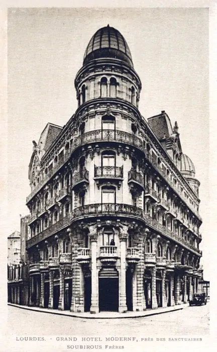 Framed Print : Grand Hotel Moderne at Lourdes, France Framed Print : Grand Hotel Moderne at Lourdes, France