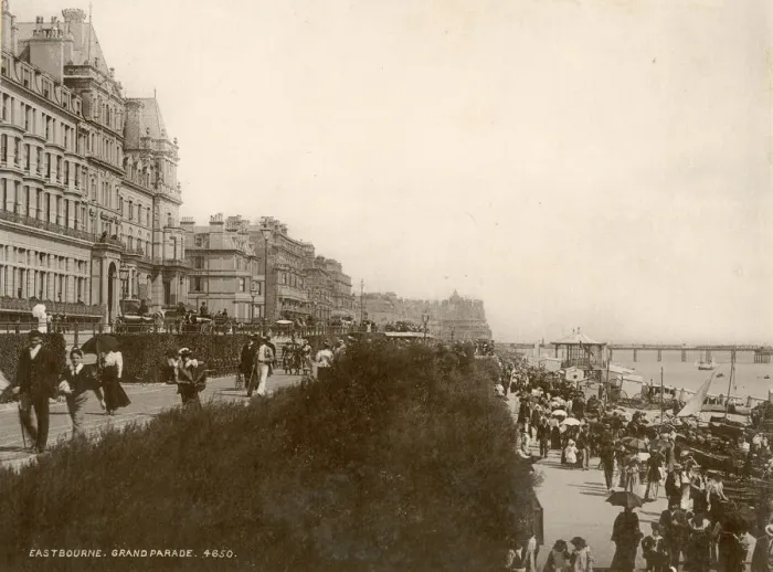 Framed Print : Grand Parade, Eastbourne, East Sussex Framed Print : Grand Parade, Eastbourne, East Sussex