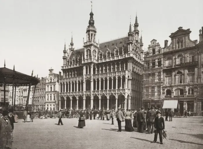 Framed Print : Grand Place, Brussels, Belgium Framed Print : Grand Place, Brussels, Belgium