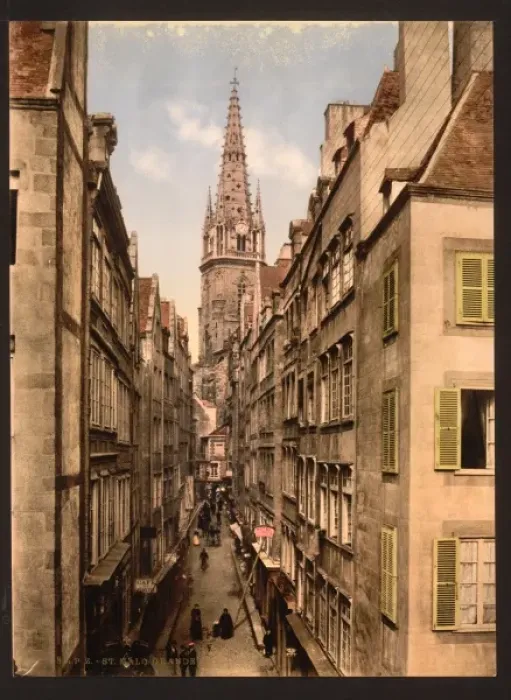 Framed Print : Grand Street, St. Malo, France Framed Print : Grand Street, St. Malo, France