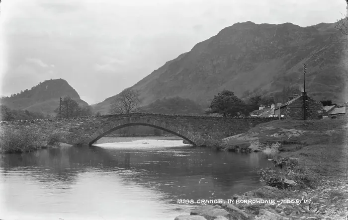 Framed Print : Grange in Borrowdale Framed Print : Grange in Borrowdale