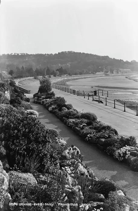 Framed Print : Grange-over-Sands Promenade Framed Print : Grange-over-Sands Promenade