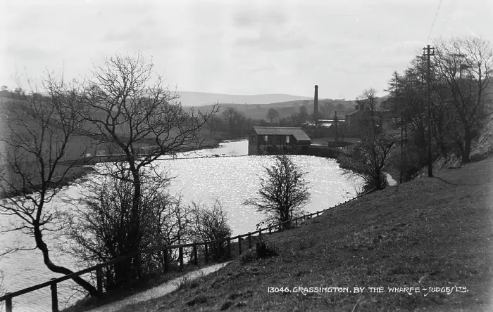Framed Print : Grassington by the Wharfe Framed Print : Grassington by the Wharfe