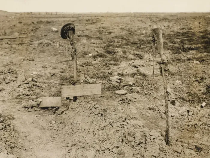 Framed Print : Grave of an unknown British soldier near Ginchy Framed Print : Grave of an unknown British soldier near Ginchy